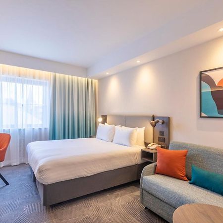 Holiday Inn London Sutton By Ihg Екстериор снимка