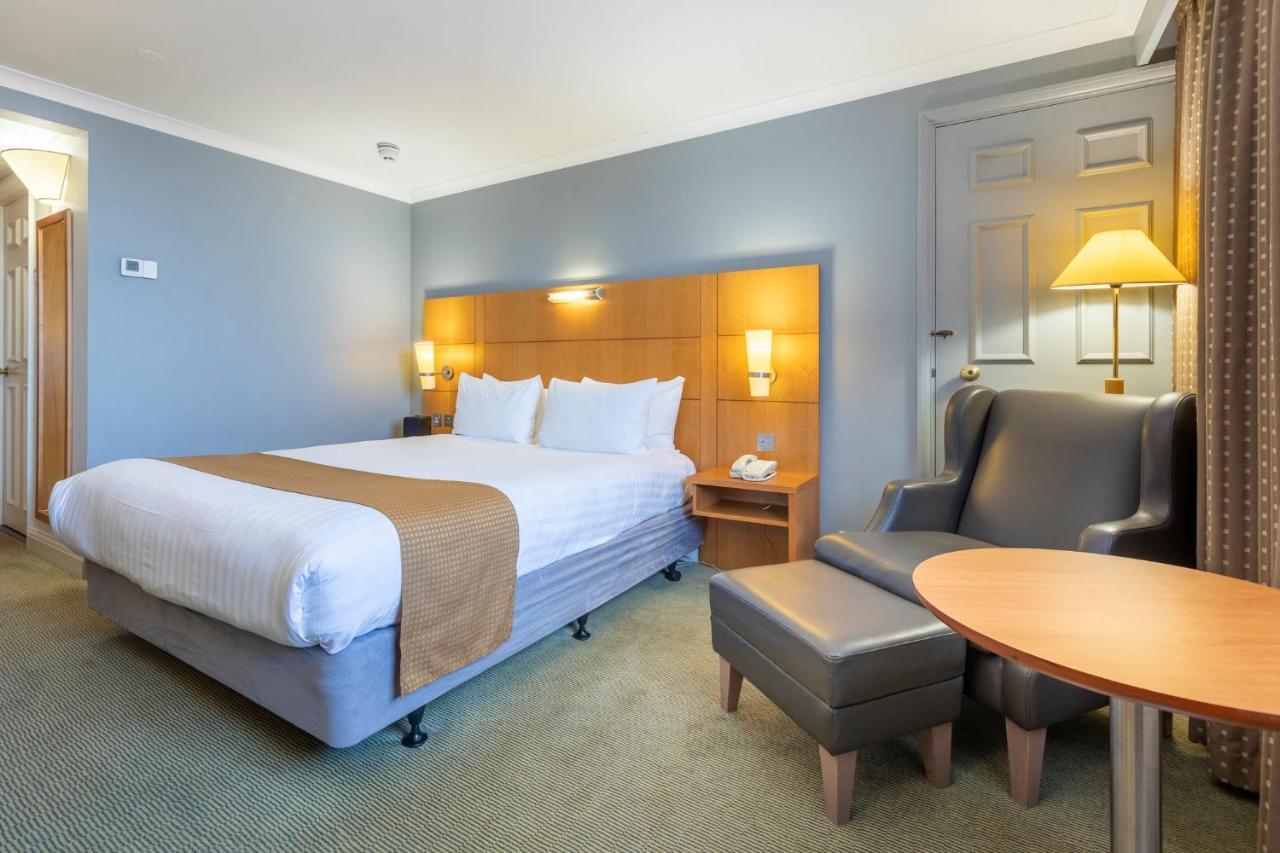Holiday Inn London Sutton By Ihg Екстериор снимка