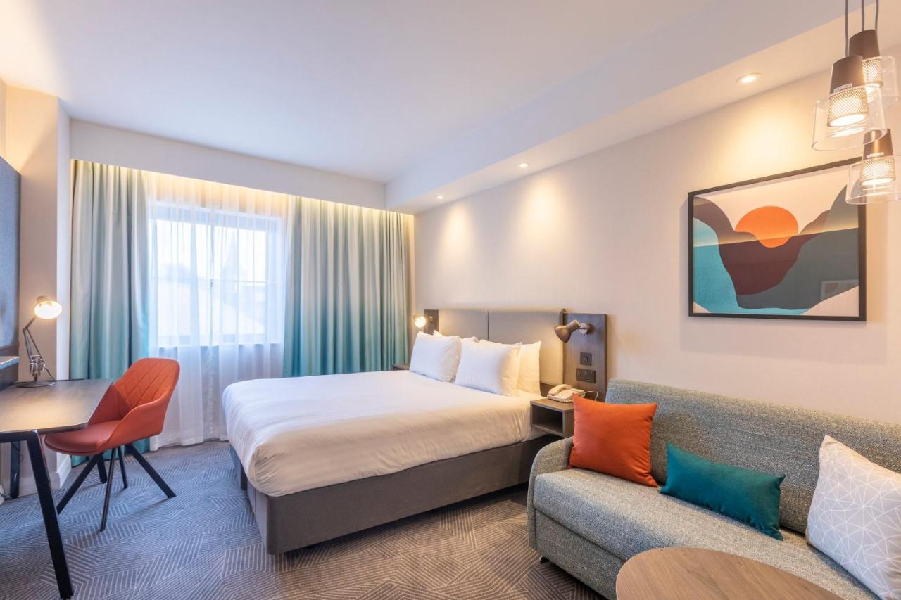 Holiday Inn London Sutton By Ihg Екстериор снимка