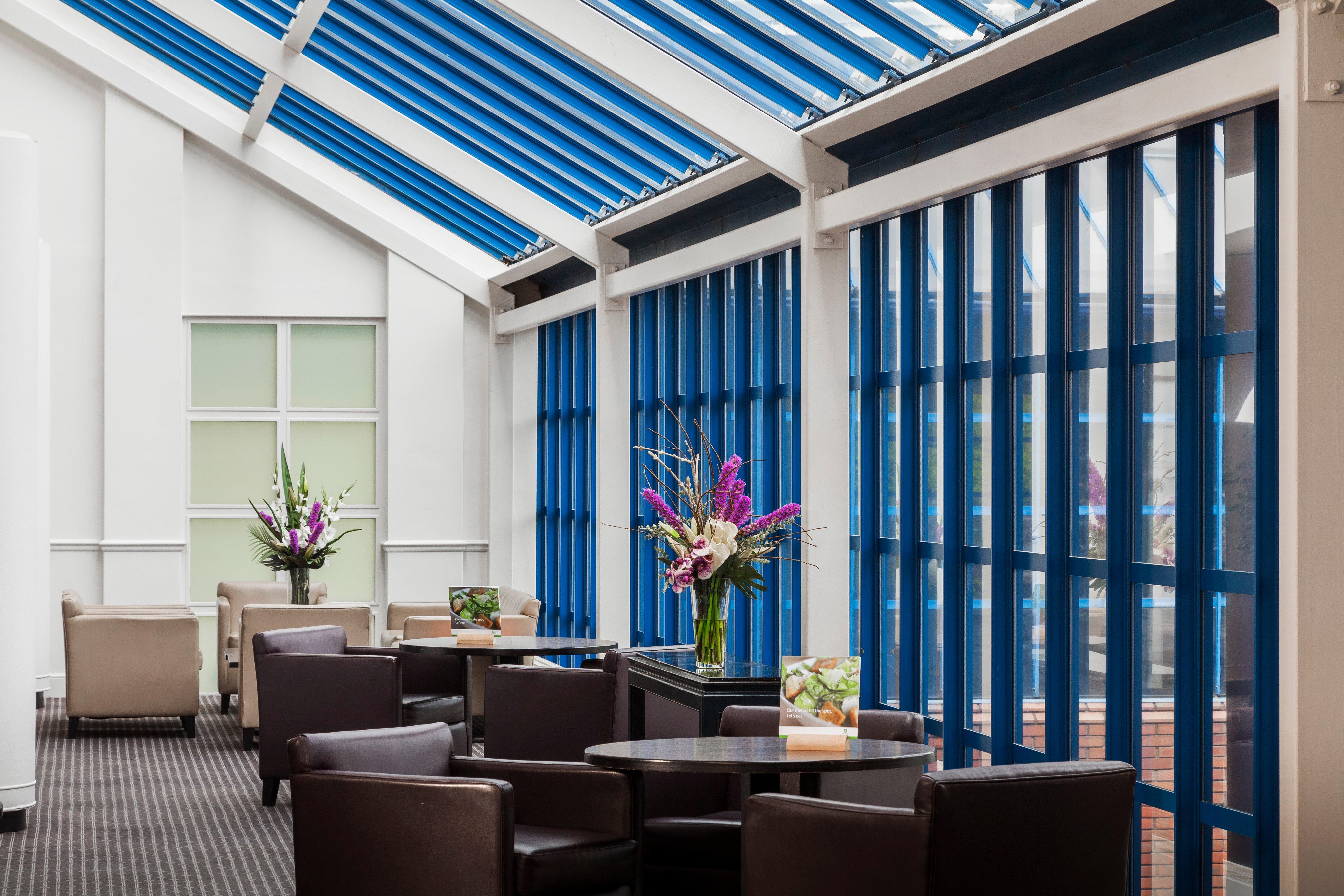 Holiday Inn London Sutton By Ihg Екстериор снимка